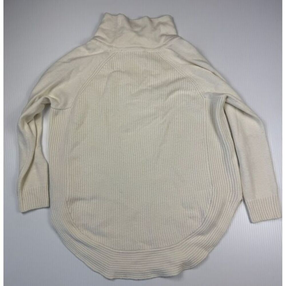 Athleta Cream Ribbed Turtleneck Sweater Curved Hem Cozy Knit Medium M